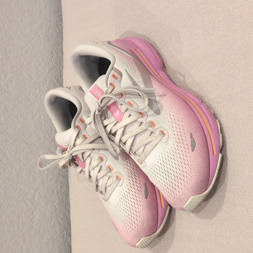 Brooks ghost 15 size 7.5
